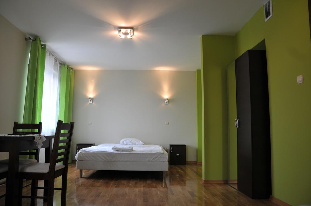 Noclegi Julia Stopnica Pacanow Mietel Экстерьер фото