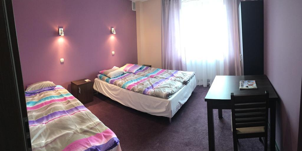 Noclegi Julia Stopnica Pacanow Mietel Экстерьер фото
